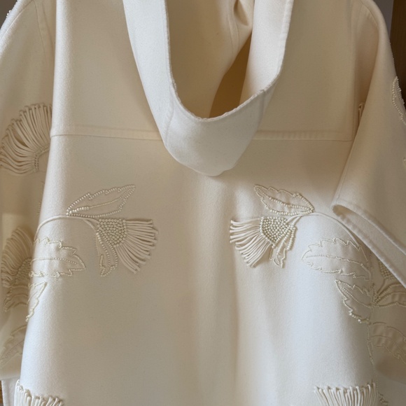 Valentino Macramé Embroidered Cape Coat – Size IT 42 (US 6–8) - Picture 5 of 5